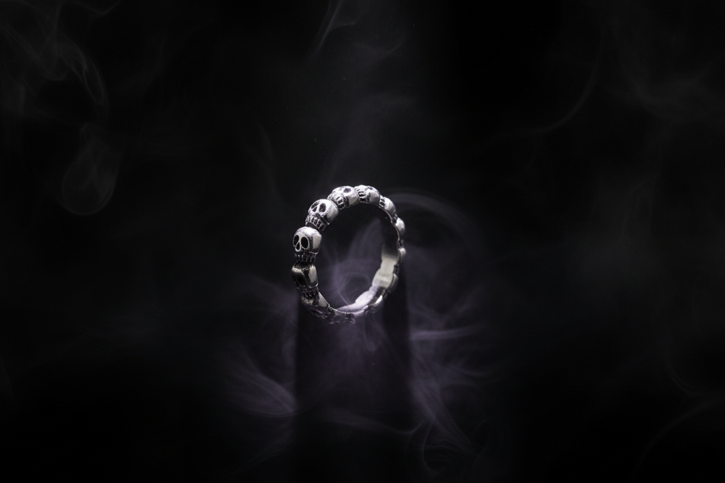 Skull Band Ring